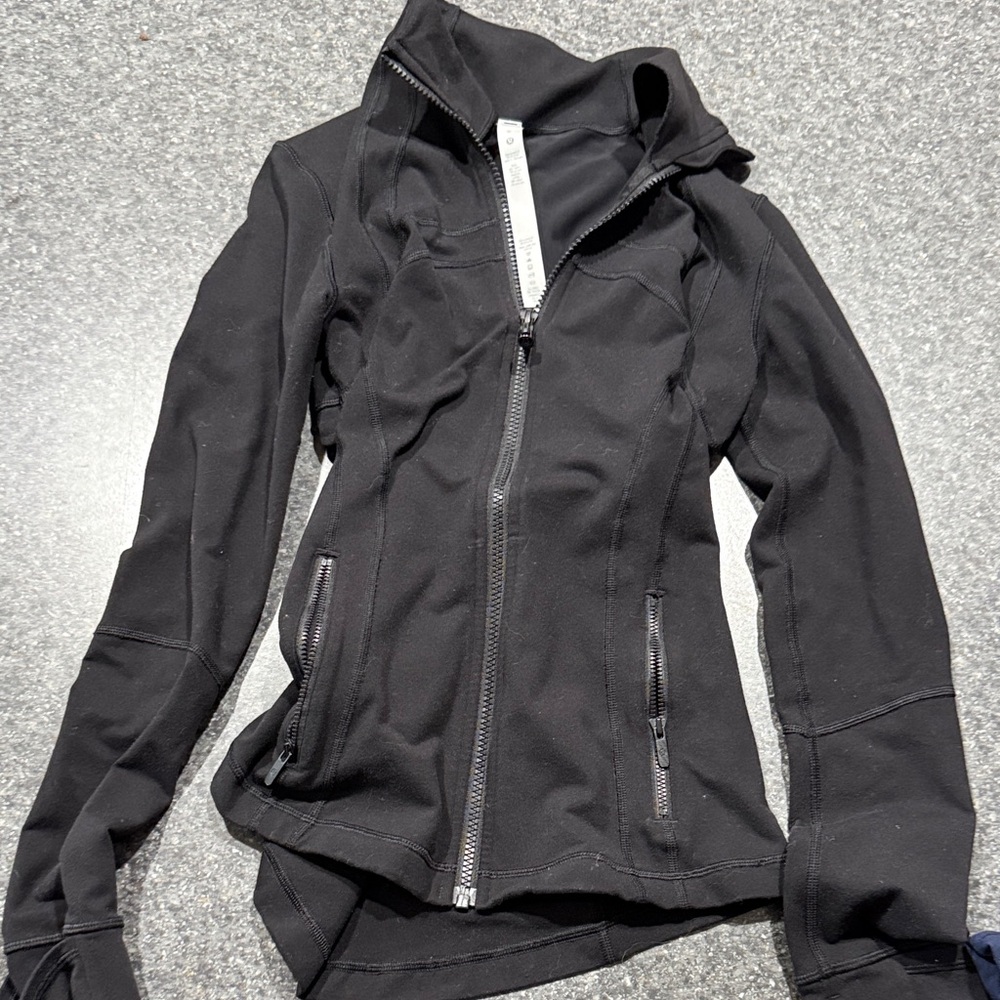 Lululemon Women's Define Black Jacket Size 6